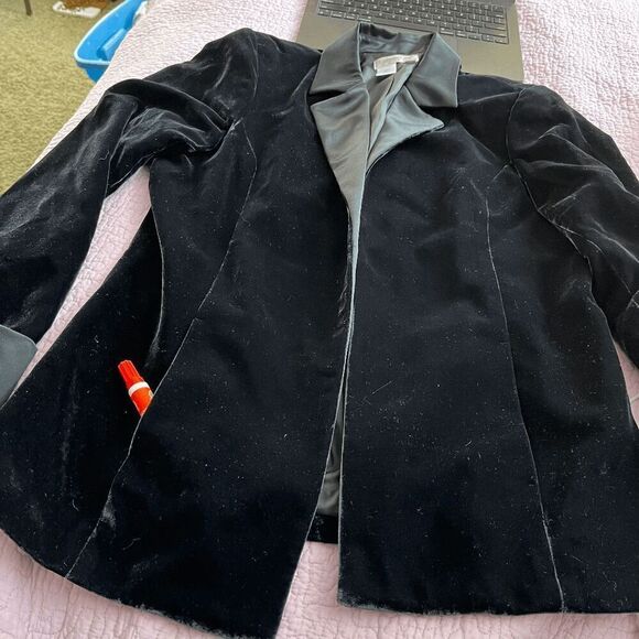NWOT Midnight Blue Velvet Blazer Black Satin Lapel Cuffs Size M - Picture 7 of 9
